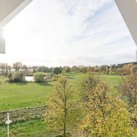 362, Seepark Apartment *